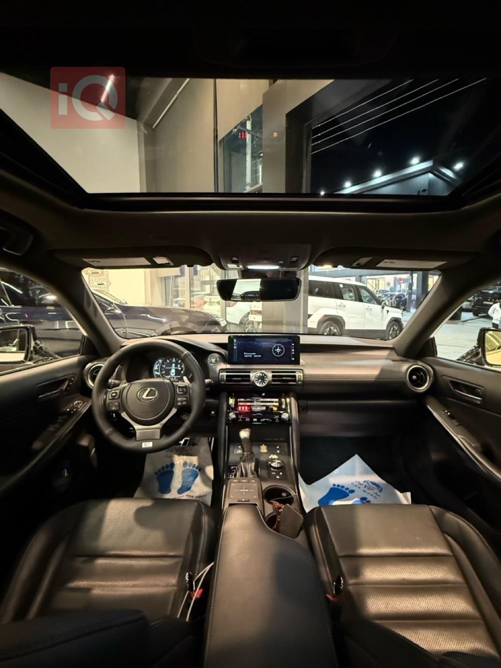 https://cdn.iqcars.io050ccbba-512f-4f3d-92b4-b724f9ea63f9_8.jpg